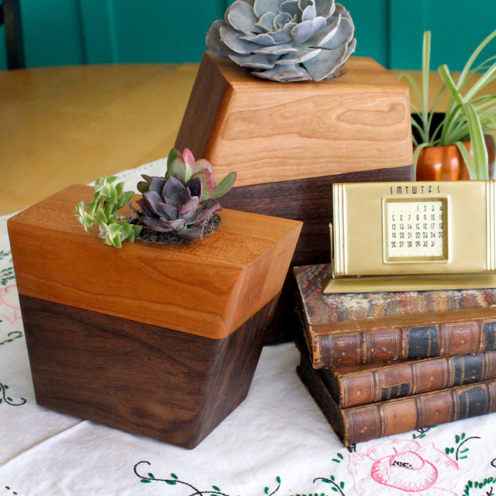 The Living Urn Planter Keepsake - Green Farewells